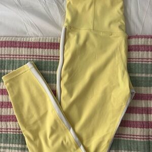 Athleta Women’s Yellow Leggings with White Accents